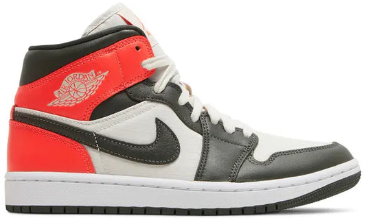 Jordan 1 Mid "Newsprint Light Orewood Brown"